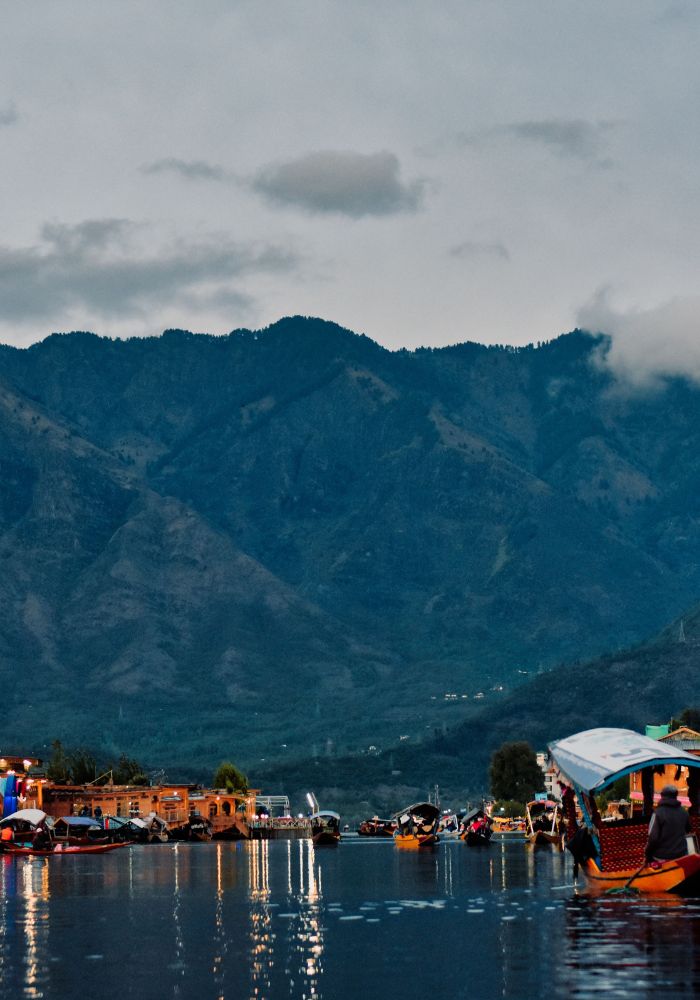 images/new-deal/Kashmir Tour Package 5 Nights 6 Days.jpg
